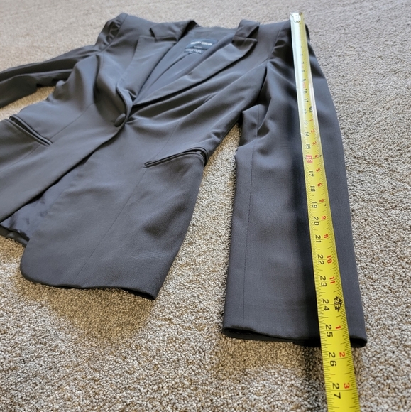 Giorgio Armani Women’s Blazer Jacket — Size 42 - Picture 10 of 15